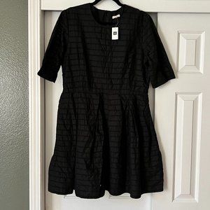 Gap Black Mid Length Dress - Cute Detail - Size 16